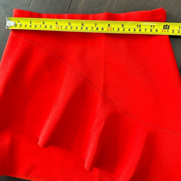 TOPSHOP mini skirt, Size US 2, Colour Red - Picture 4 of 8